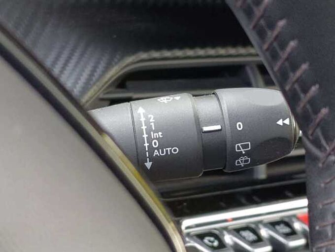 Peugeot 2008 1.5 BlueHDi Active *Garantie *GPS * CLIM *CARPLAY*