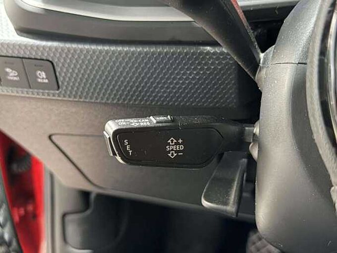 Audi A1 A1 Sportback 30 TFSI *carplay * GPS * cruise *