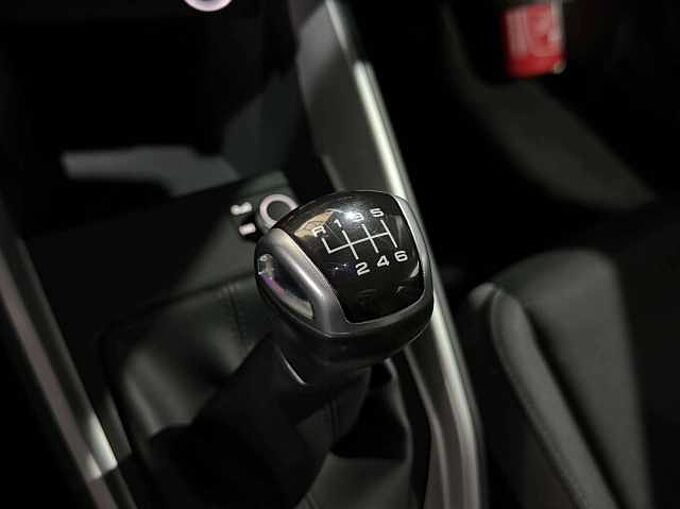 Audi A1 A1 Sportback 30 TFSI *carplay * GPS * cruise *