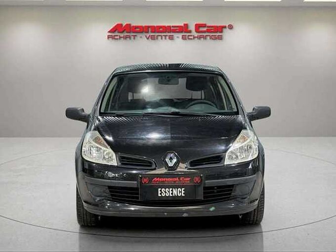 Renault Clio Clio 1.2i 16v Authentique *MP3 * kit hiver *radio*