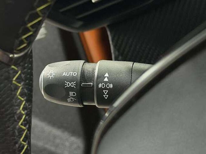 Peugeot 2008 2008 1.5 BlueHDi GT Line *Camera * carplay * GPS *