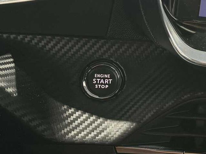 Peugeot 2008 2008 1.5 BlueHDi GT Line *Camera * carplay * GPS *