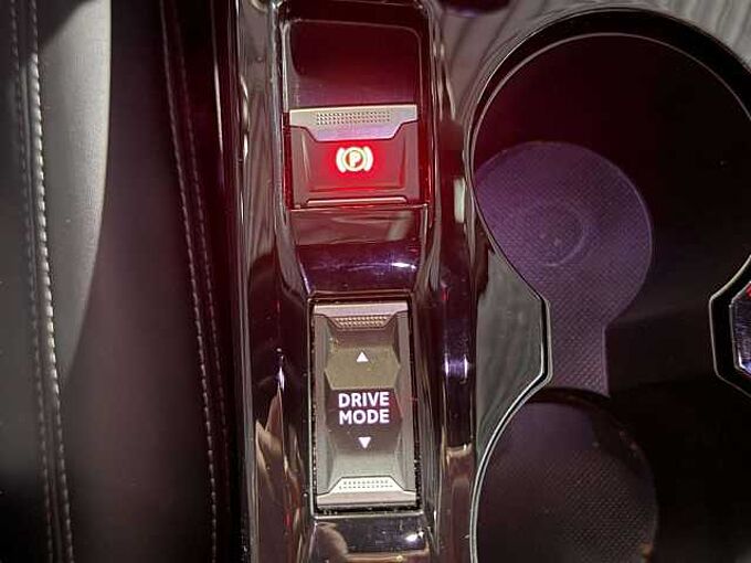 Peugeot 2008 2008 1.5 BlueHDi GT Line *Camera * carplay * GPS *