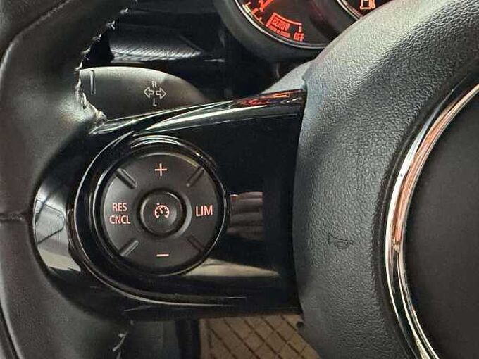 MINI Cooper Cabrio Mini Cabriolet 1.5 Cooper* GPS * bluetooth * clim*