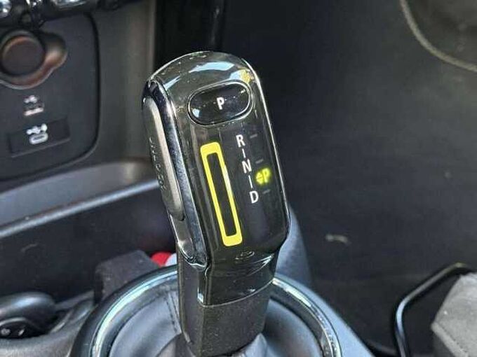 MINI Cooper SE e-Mini Cooper SE * Camera * GPS * Garantie *