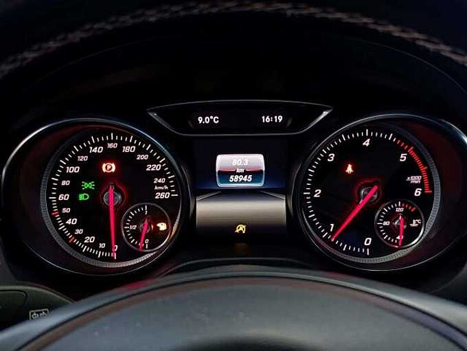 Mercedes-Benz CLA 180 d * Garantie *GPS * Caméra * Clim * Bluetooth*