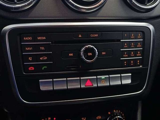 Mercedes-Benz CLA 180 d * Garantie *GPS * Caméra * Clim * Bluetooth*