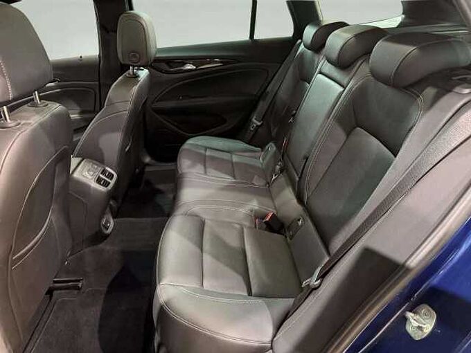 Opel Insignia Insignia Sports Tourer 1.6 CDTI OPC LINE *CARPLAY