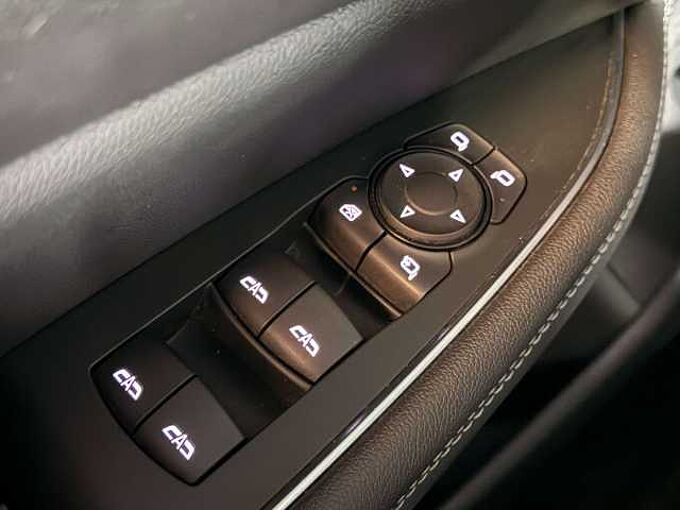 Opel Insignia Insignia Sports Tourer 1.6 CDTI OPC LINE *CARPLAY