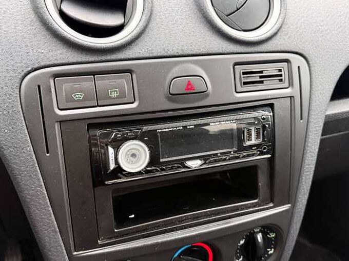 Ford Fusion Fusion 1.6 TDCi ambiente * Tr&egrave;s bon &eacute;tat *