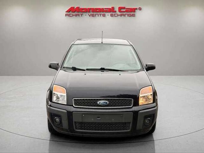 Ford Fusion Fusion 1.6 TDCi ambiente * Tr&egrave;s bon &eacute;tat *