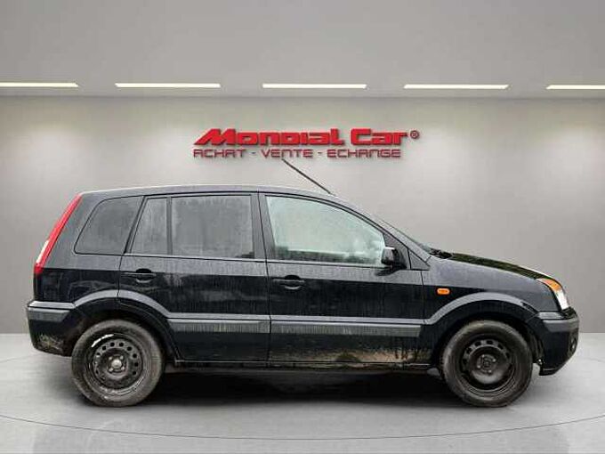 Ford Fusion Fusion 1.6 TDCi ambiente * Tr&egrave;s bon &eacute;tat *