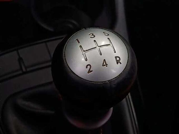 Kia Picanto 1.0i GT Line ISG *Garantie * GPS * Carplay * Clim*