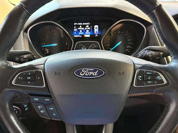 Ford Focus Titanium 1.5 TDCi 120 S * Automatique * GPS *
