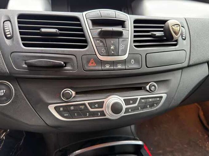 Renault Laguna Laguna Estate III 2.0 dCi 130 Celsium * marchand *