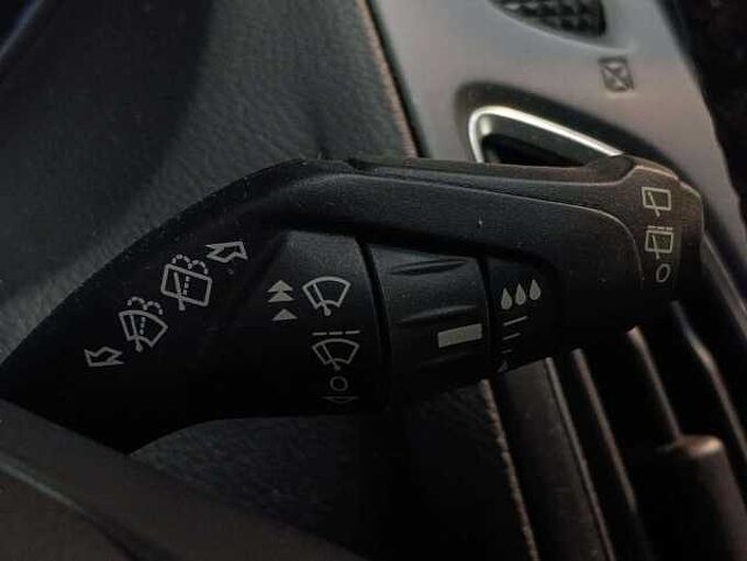 Ford Focus 1.0 EcoBoost Trend * Garantie * Clim * Bluetooth *