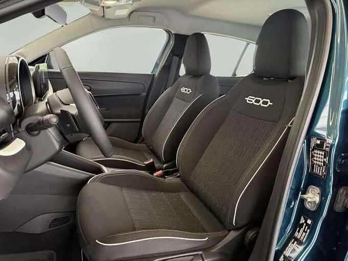 Fiat 600 600 1.2 Hybrid DCT * Carplay * Aides Conduite *