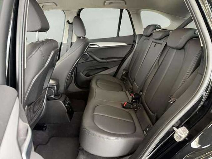 BMW X1 X1 1.5i sDrive18 OPF * Sièges chauff * Garantie