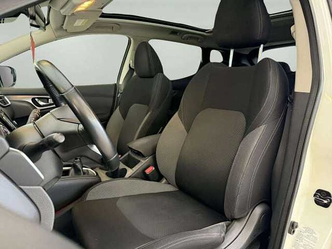 Nissan Qashqai Qashqai 1.2 DIG-T* Caméra 360° * GPS * PANO