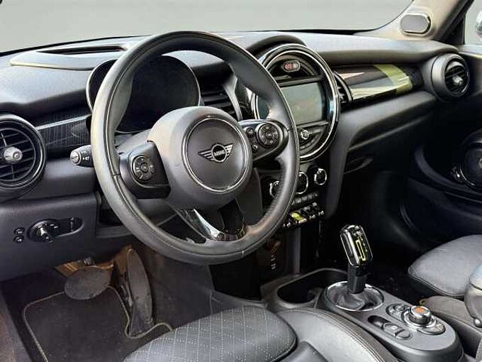 MINI Cooper SE e-Mini 28.9 kWh Cooper SE S