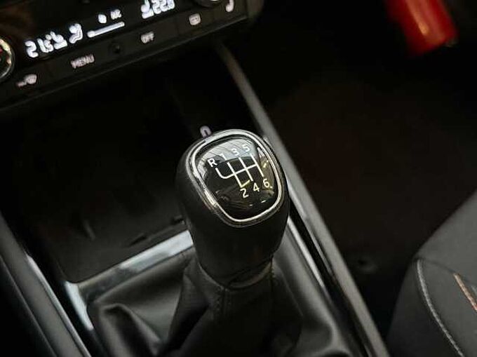 SKODA Kamiq Kamiq 1.0 TSI Ambition * CARPLAY * Toit pano *