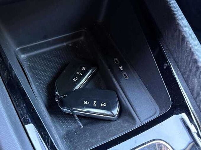 SKODA Octavia Octavia SW 2.0 TDi SCR Ambition DSG* Carplay *