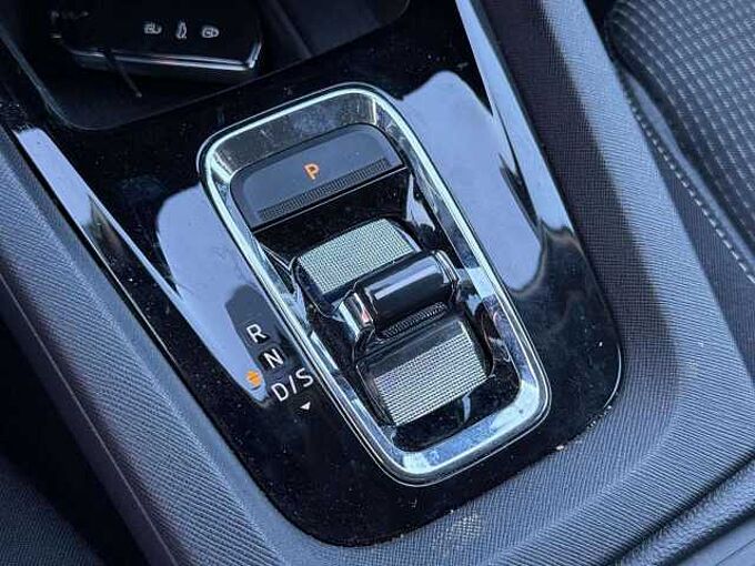 SKODA Octavia Octavia SW 2.0 TDi SCR Ambition DSG* Carplay *