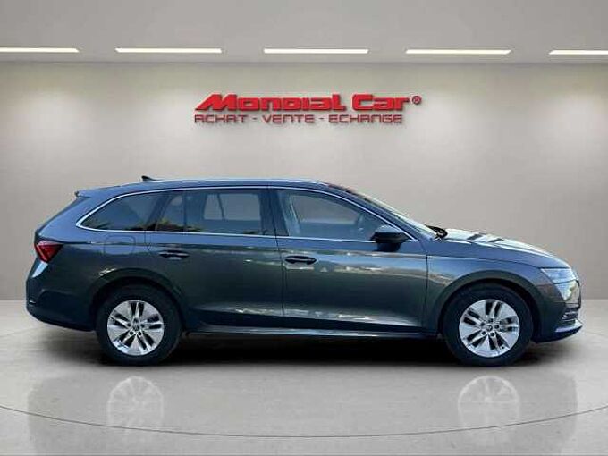 SKODA Octavia Octavia SW 2.0 TDi SCR Ambition DSG* Carplay *