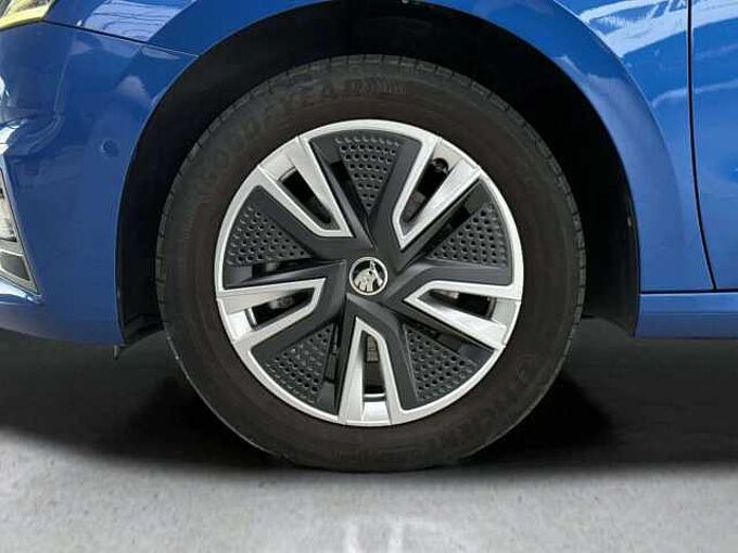 SKODA Fabia Fabia 1.0 TSI Style DSG * Carplay * GPS * GARANTIE