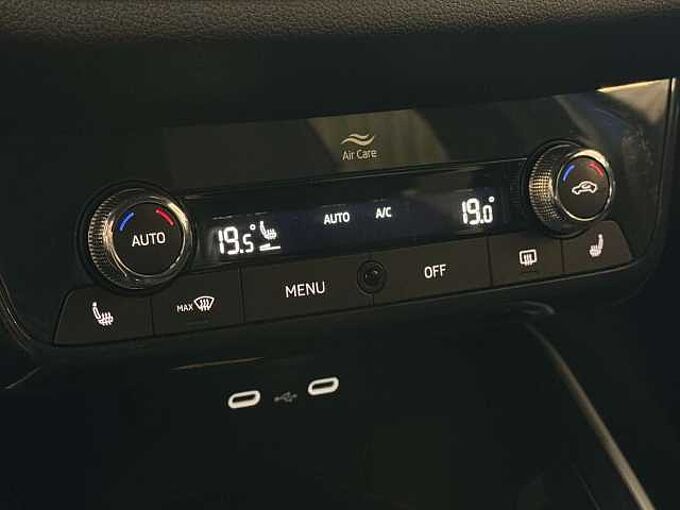 SKODA Fabia Fabia 1.0 TSI Style DSG * Carplay * GPS * GARANTIE