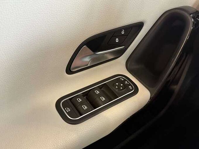 Mercedes-Benz A 180 A 180 d Business Solution* Automatique * Garantie