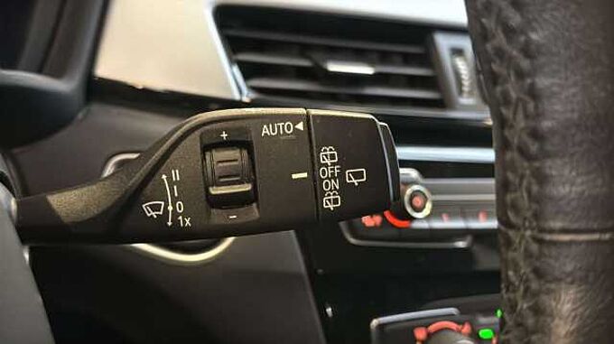 BMW X1 X1 sDrive16d Aut. * GPS * Aides Conduite *Garantie