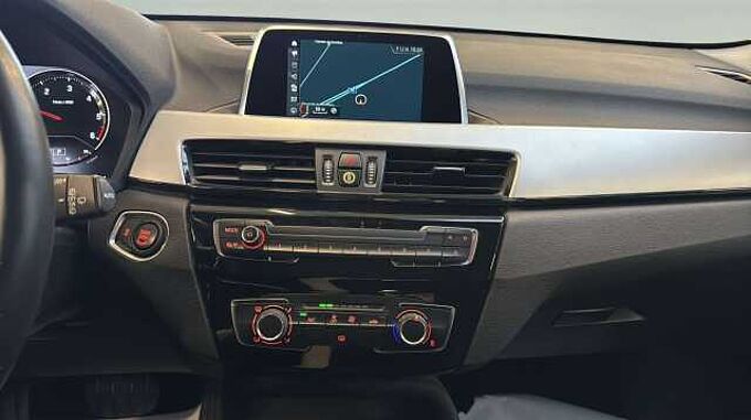 BMW X1 X1 sDrive16d Aut. * GPS * Aides Conduite *Garantie