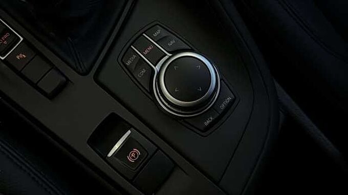 BMW X1 X1 sDrive16d Aut. * GPS * Aides Conduite *Garantie