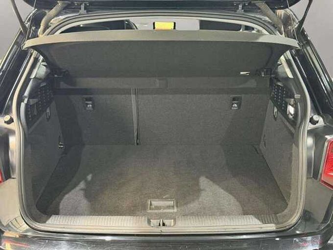 Audi Q2 Q2 30 TFSI Design S tronic * Automatique * GPS *