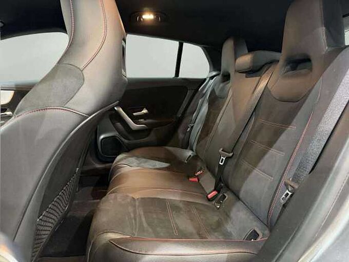 Mercedes-Benz CLA 180 CLA 180 Business Solution * Caméra * Carplay *