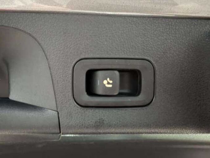 Mercedes-Benz CLA 180 CLA 180 Business Solution * Caméra * Carplay *