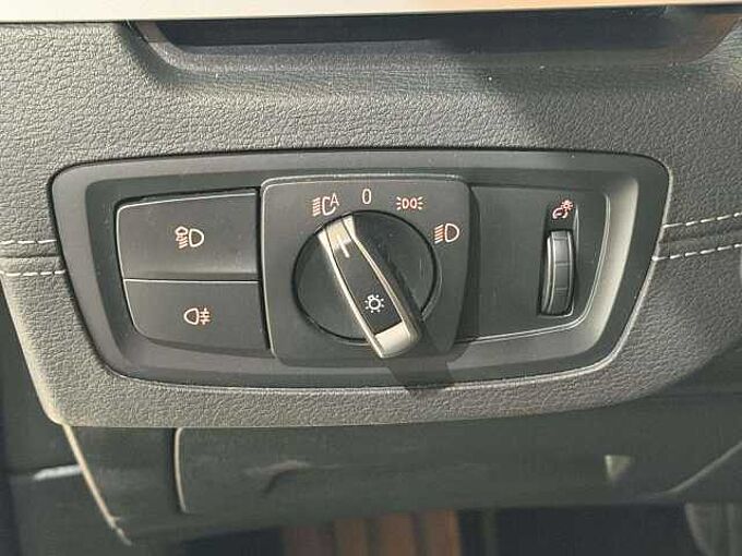 BMW X2 X2 1.5 dA sDrive16 * Caméra * Toit ouvrant *