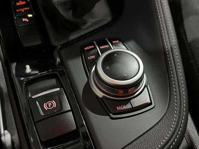 BMW X2 X2 1.5 dA sDrive16 * Caméra * Toit ouvrant *