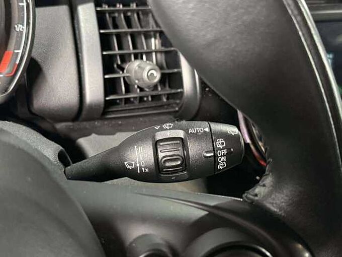 MINI One Mini 1.5 One OPF * Bluetooth * GPS * GARANTIE *