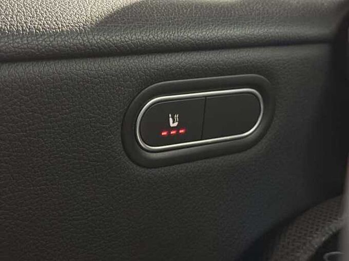 Mercedes-Benz A 250 A 250 e PHEV Business Line * Cam&eacute;ra * GPS *