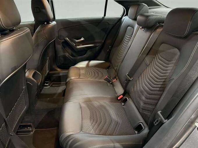 Mercedes-Benz A 250 A 250 e PHEV Business Line * Cam&eacute;ra * GPS *