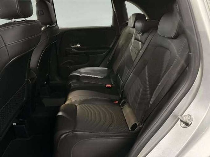 Mercedes-Benz B 180 B 180 d Business Automatique * Cam&eacute;ra * GPS *