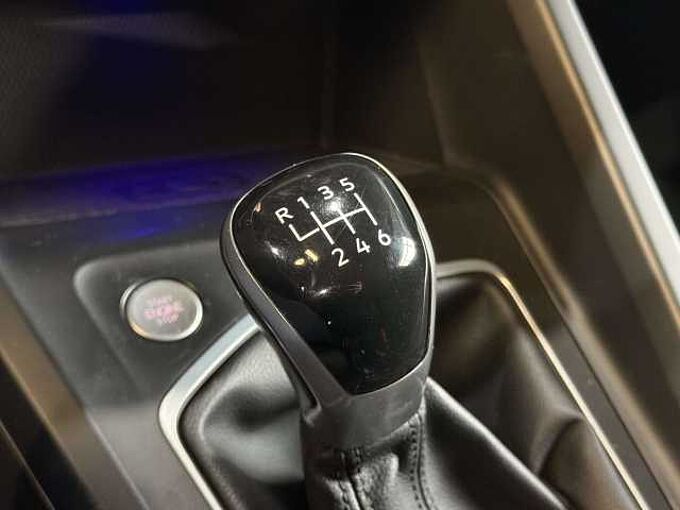 Volkswagen Golf Golf 1.5 TSI look GTi * GPS * Kit Sport Maxton *