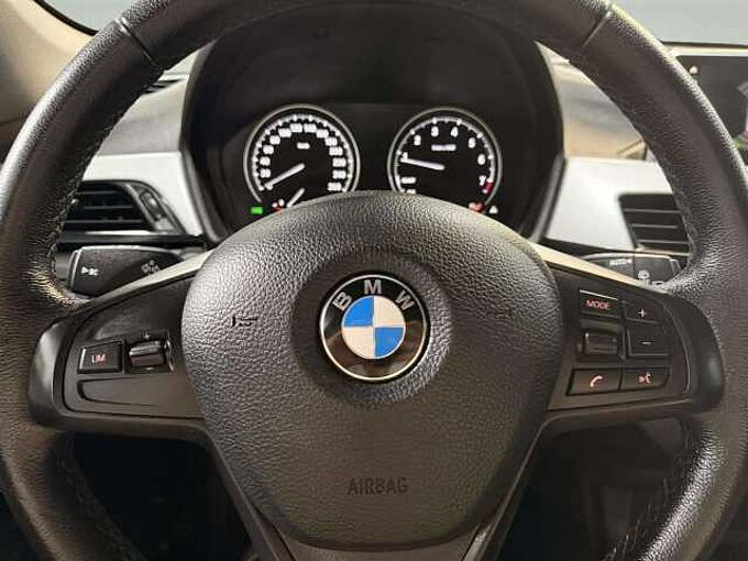 BMW X1 X1 1.5i sDrive18 OPF * Cam&eacute;ra * GPS * Garantie *