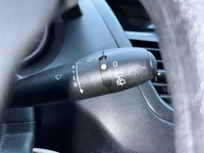 Peugeot 206 206+ 1.1i * MARCHAND OU EXPORT *