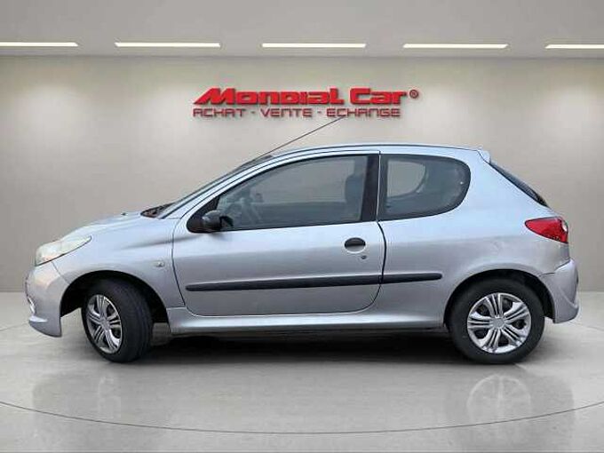Peugeot 206 206+ 1.1i * MARCHAND OU EXPORT *